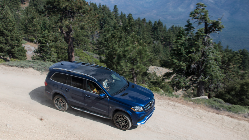 Illustration for article titled The 2017 Mercedes AMG GLS63 Is A Seven-Seat Supercar